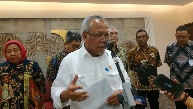 Konferensi Pers Menteri PUPR Basuki Hadimuljono terkait OTT KPK (Foto: Maulana Ramadhan/kumparan)