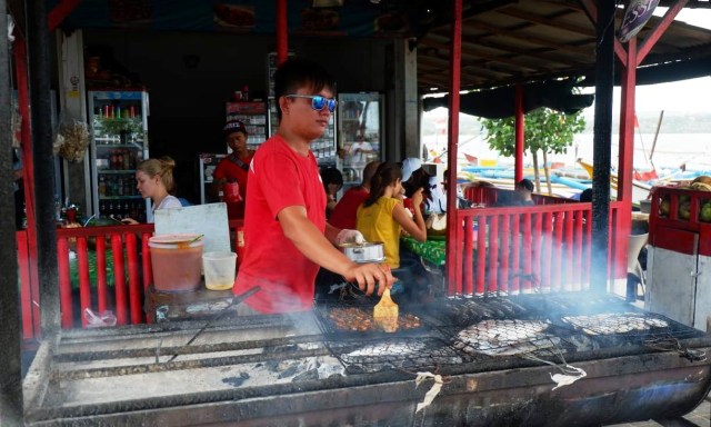 Tips Memilih Seafood Murah di Kedonganan, Bali