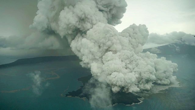 Hoaxbuster: Tak Benar Gunung Anak Krakatau Akan Erupsi Akibatkan Gempa 8 M (526943)