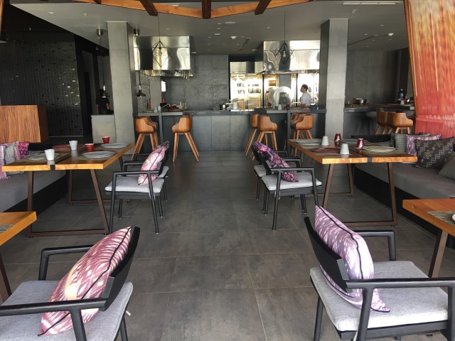 Restoran Double Ikat (Foto: dok Irish Tamzil)