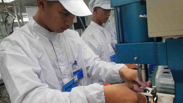 Casio memberikan kesempatan magang di pabrik mereka di Thailand selama 3 bulan bagi 20 siswa SMK terpilih asal Indonesia. (Foto: Dok. Casio)