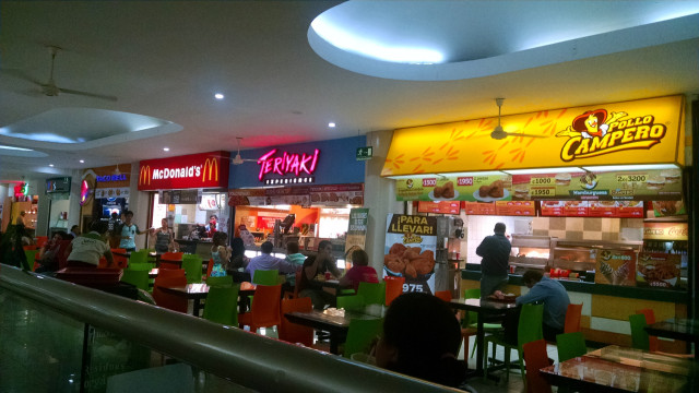 Ilustrasi food court (Foto: flickr/ Costa Rica)