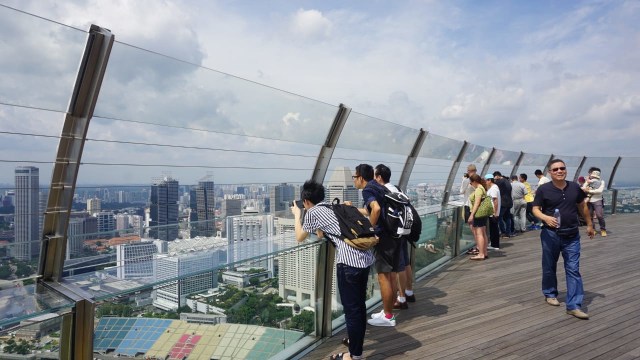 Singapura dari Sands SkyPark Observation Deck (Foto: dok. Yudhistira Amran S/ kumparan)