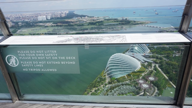 Singapura dari Sands SkyPark Observation Deck (Foto: dok. Yudhistira Amran S/ kumparan)