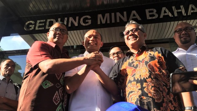 Komisi Pemilihan Umum (KPU), Laporkan Isu 7 Kontainer Surat Suara Dicoblos