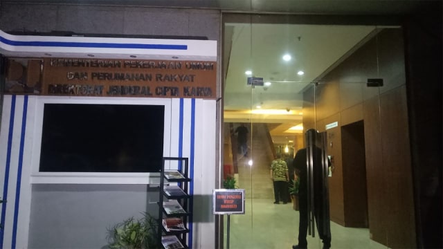 Ruangan di Kementerian PUPR digeledah Penyidik KPK. (Foto: Maulana Ramadhan/kumparan)