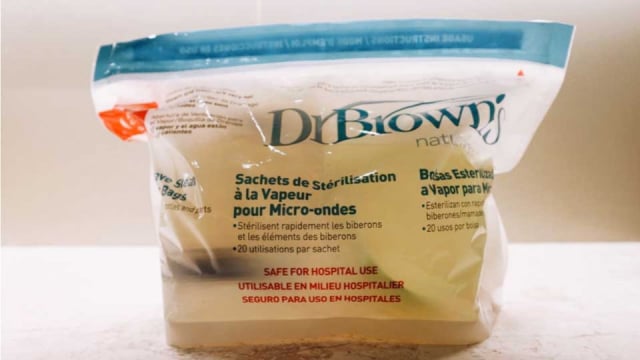 Review Dr. Brown's Sterilizer Bag by Mom Reza
