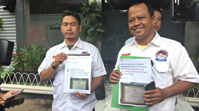 Jaringan relawan Prabowo-Sandi (Jarpas) laporkan PSI ke Polda Metro Jaya, Sabtu (5/1). (Foto: Lutfan Darmawan/kumparan)