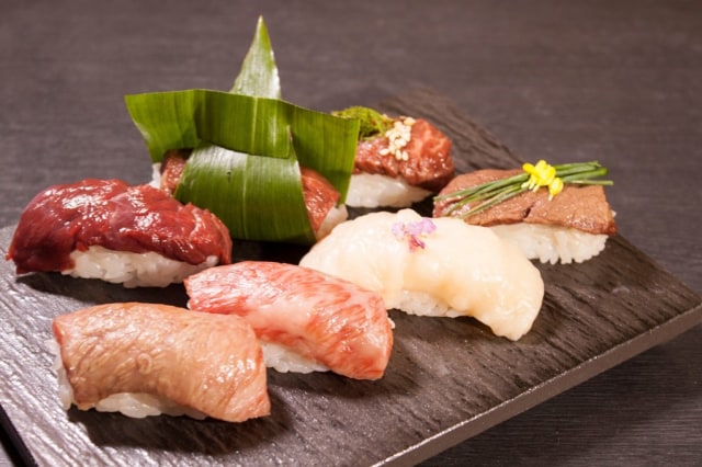 Sushi Berbahan Daging untuk Kamu yang Bukan Penikmat Seafood