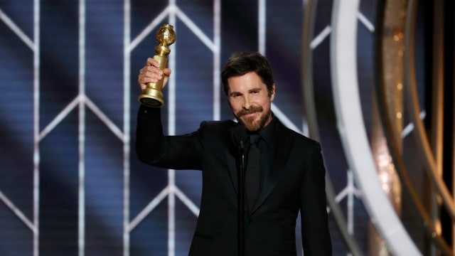 Christian Bale di Golden Globes 2019 (Foto: Paul Drinkwater/NBC Universal)