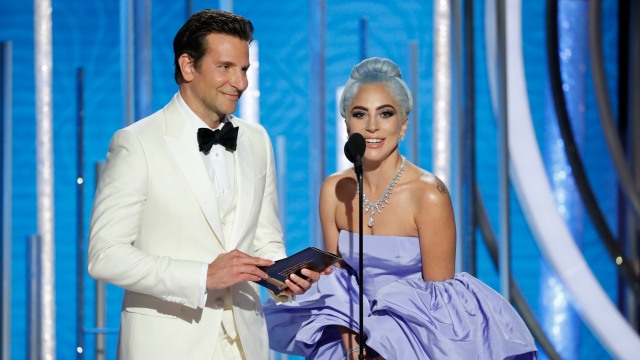 Lady Gaga dan Bradley Cooper di Golden Globes 2019 (Foto: Paul Drinkwater/NBC Universal)