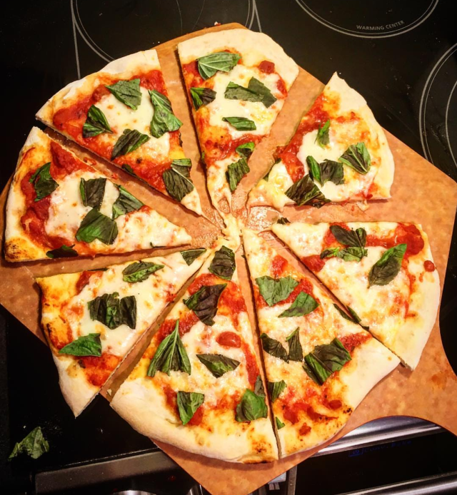 Pizza margherita (Foto: Instagram @heykevinburk)