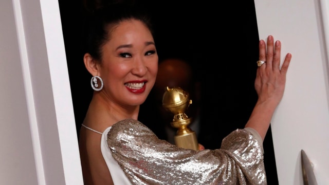 Sandra Oh di Golden Globes 2019 (Foto: REUTERS/Mario Anzuoni)