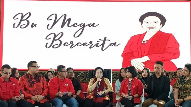 Megawati Berdialog dengan Milenial di DPP PDIP, Senin (7/1). (Foto: Rafyq Panjaitan/kumparan)