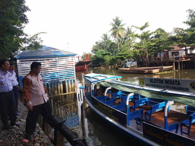 Motoris Keberatan Biaya Renovasi Kapal Klotok Wisata di Banjarmasin