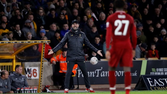 Juergen Klopp di laga Liverpool melawan Wolverhampton Wanderers. (Foto: Reuters/Carl Recine)