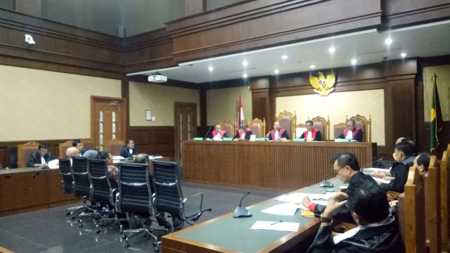Sidang kasus dugaan korupsi pengadaan fiktif di Pengadilan Tipikor Jakarta. (Foto: Adhim Mugni Mubaroq/kumparan)
