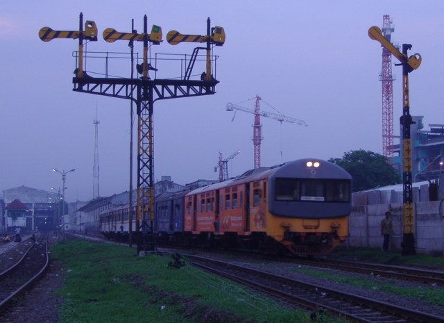 Stasiun Semut di Kota Surabaya (Foto: Wibowo Djatmiko via Wikimedia Commons)