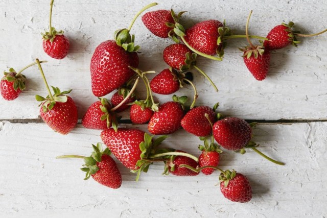 4 Manfaat Strawberry untuk Kecantikan Kulit, Bisa Mencerahkan Lho! (1)