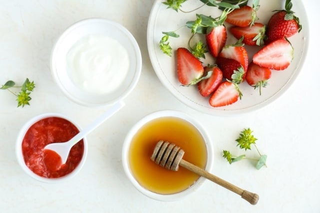 4 Manfaat Strawberry untuk Kecantikan Kulit, Bisa Mencerahkan Lho! (5)