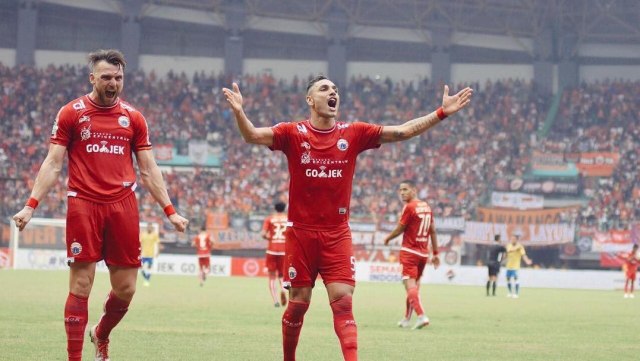 Selebrasi Jaimerson Xavier (tengah) bersama Marko Simic. (Foto: Instagram @jaimesilva03)