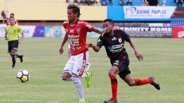 Syaiful Indra Resmi Berkostum Semen Padang FC