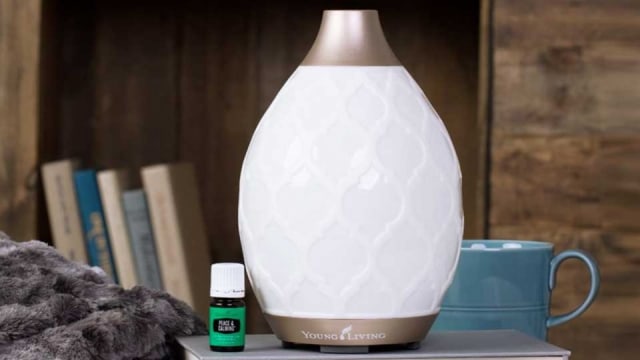Review Young Living Essential Oil by Mom Aprillia