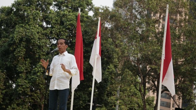 Jokowi di Deklarasi Alumni UI untuk Jokowi-Amin di GBK (Foto: Jamal Ramadan/kumparan)