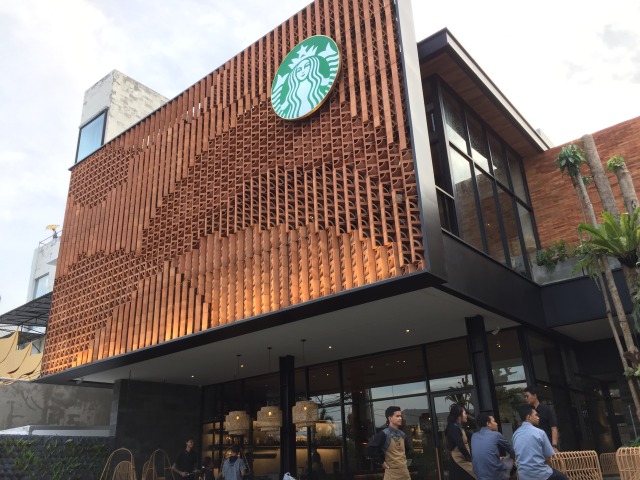 Starbucks Bali (Foto: Azalia Amadea/Kumparan )