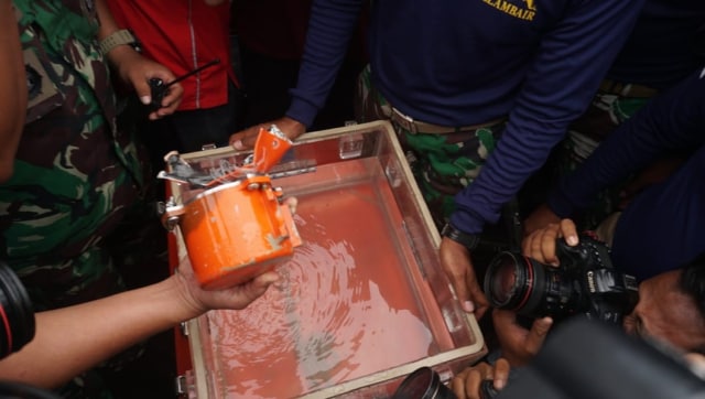 Cockpit Voice Recorder (CVR) Lion Air JT-610 yang di temukan di Ujung Karang, Bekasi, Senin (14/1). (Foto: Nugroho Sejati/kumparan)