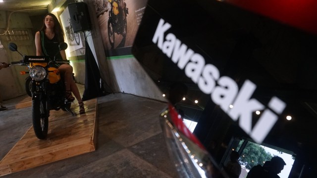 Varian warna baru Kawasaki W175 Cafe.  (Foto:  Fanny Kusumawardhani/kumparan )
