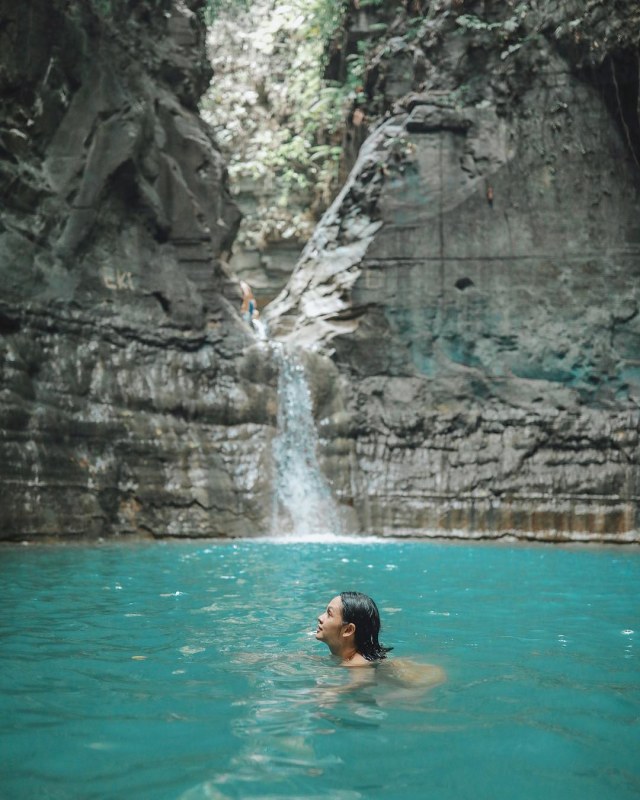 Waimarang menjadi air terjun kedua yang pernah disambangi Andien saat berada di Sumba (Foto: Instagram/andienaisyah)