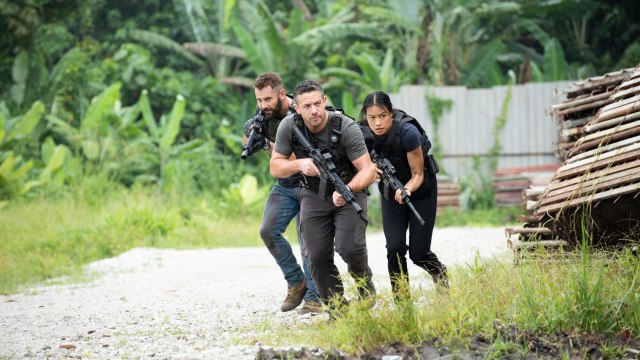 Adegan dalam serial 'Strike Back 6' (Foto: HBO Asia)