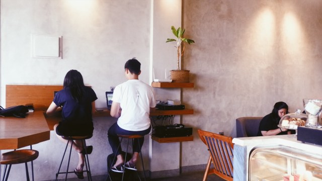 7 Coffee Shop Asyik di Jakarta Barat (22)