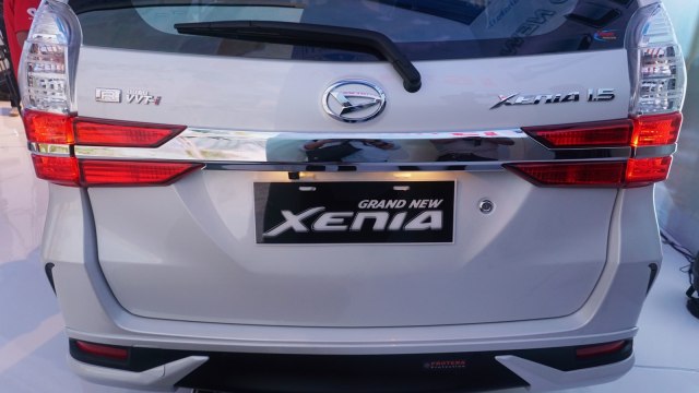 Tampilan belakang New Daihatsu Xenia 1.5 yang baru diluncurkan hari ini, Selasa (15/1). (Foto: Fanny Kusumawardhani/kumparan)