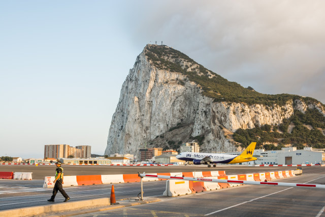 Bandara Internasional Gibraltar. Gibraltar, Spanyol (Foto: Shutter Stock)