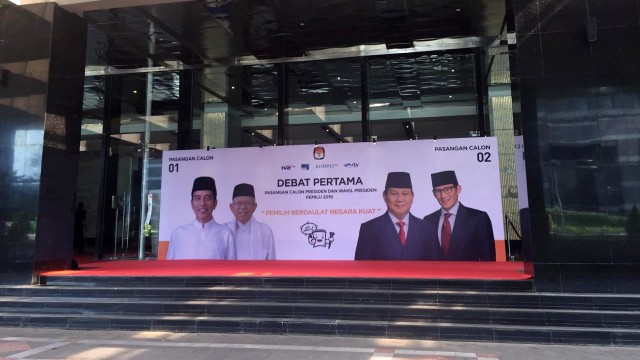 Persiapan debat pertama pasangan Capres dan Cawapres Pemilu 2019 di Hotel Bidakara, Jakarta Selatan, Kamis (17/1). (Foto: Muhammad Lutfan Darmawan/kumparan)