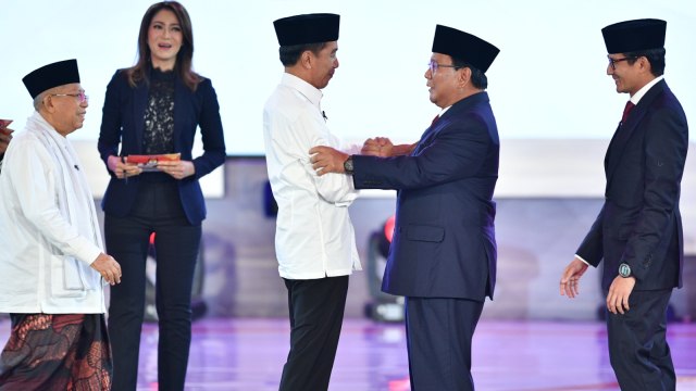 Jokowi-Ma'ruf dan Prabowo-Sandi Tak Hadiri Sidang Perdana MK (49481)
