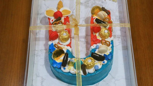 Kue ulang tahun kumparan. (Foto: Aditya Noviansyah/kumparan)