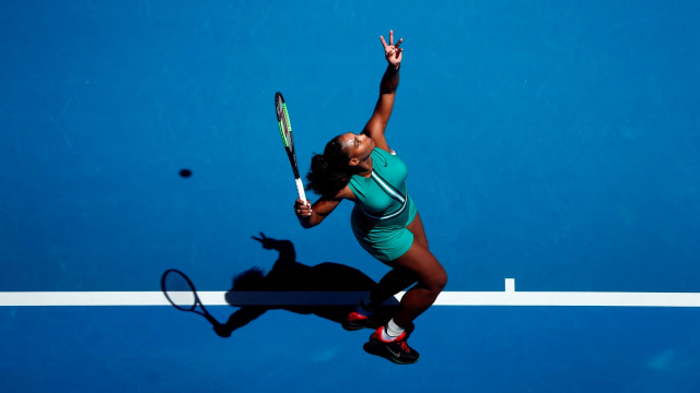 Serena bertanding menghadapi Dayana Yastremska. (Foto: Reuters/Edgar Su)