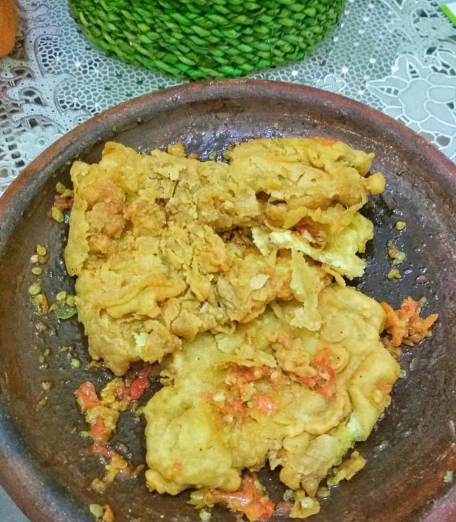 Resep Masakan Telur Geprek Pedas Crispy yang Menggugah 