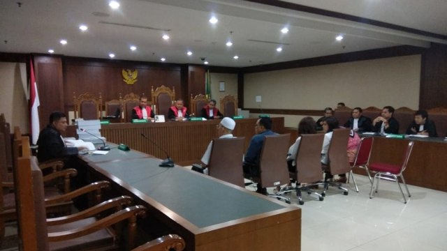 Sidang tuntutan Lima Anggota DPRD Sumatera Utara. (Foto: Adhim Mugni Mubaroq/kumparan)