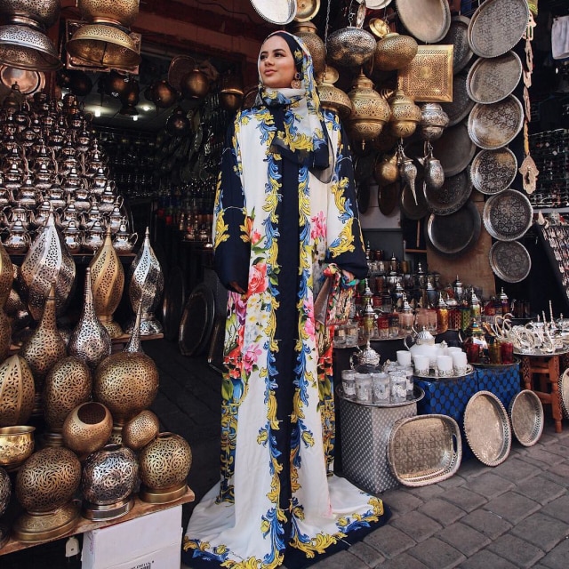 Ruba Zai dalam brand campaign Dolce & Gabbana. (Foto: @dolcegabbana/ Instagram)