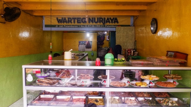 Menjelajah 4 Warteg Favorit di Jakarta (1)