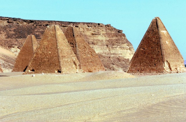 Gugus piramida di situs Jebel Barkal Foto: Wikimedia Commons