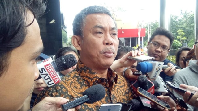 Ketua DPRD DKI Jakarta, Prasetyo Edi Marsudi usai memberikan  Laopran Harta Kekayaan Penyelenggara Negara (LHKPN) di KPK. (Foto: Aprilandika Pratama/kumparan)