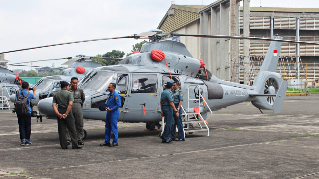 Helikopter AKS yang diserahkan oleh PT Dirgantara Indonesia kepada Kementerian Pertahanan untuk TNI AL. (Foto: Iqbal Gojali/kumparan)