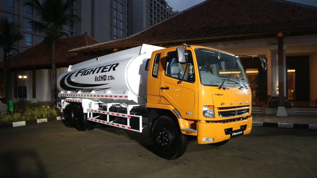 Fuso Fighter resmi diperkenalkan dan bakal dipasarkan ke seluruh Indonesia. (Foto: Ghulam Muhammad Nayazri / kumparanOTO)