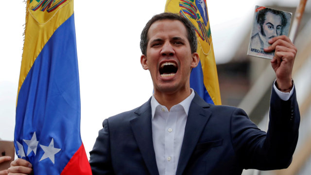 Presiden tandingan Venezuela Juan Guaido. Foto: REUTERS/Carlos Garcia Rawlins