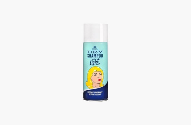 Anti Lepek, 5 Pilihan Dry Shampoo yang Bisa Kamu Pakai Saat Malas Keramas! (2)